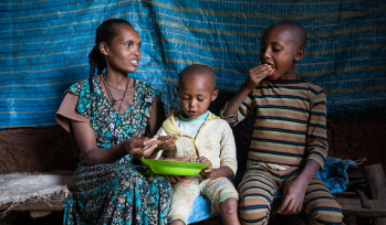 Single mum and children